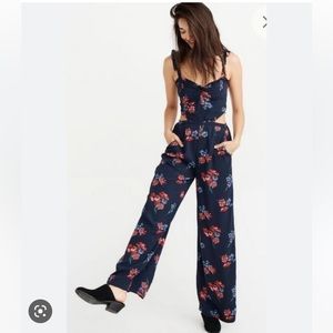 Abercrombie & Fitch Wide Leg Floral Jumpsuit Size Small